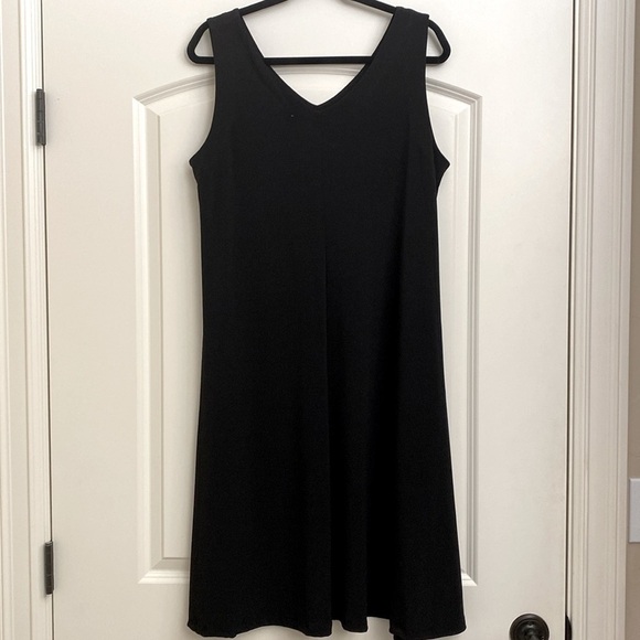 CHICO’S black sleeveless dress Women’s minimalist capsule Travel stretch Sz 2 - Picture 2 of 5